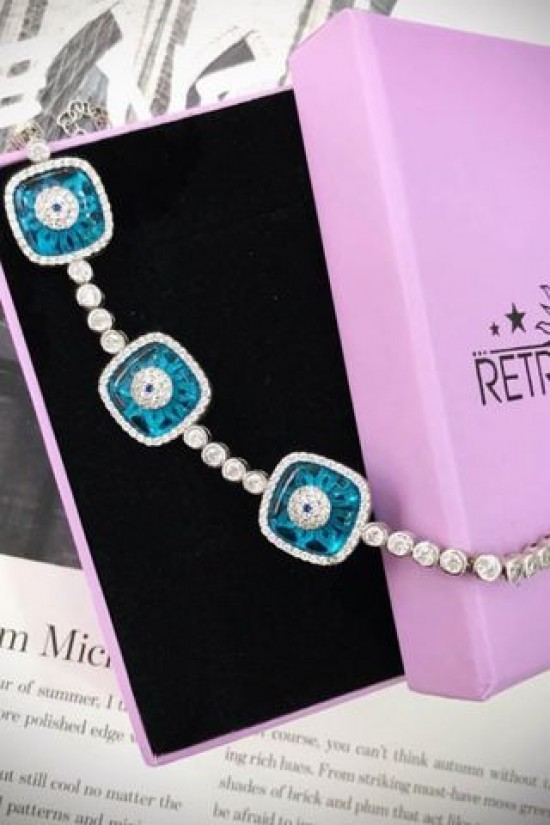 Üçlü Kare Camgöz Su Yolu Bileklik